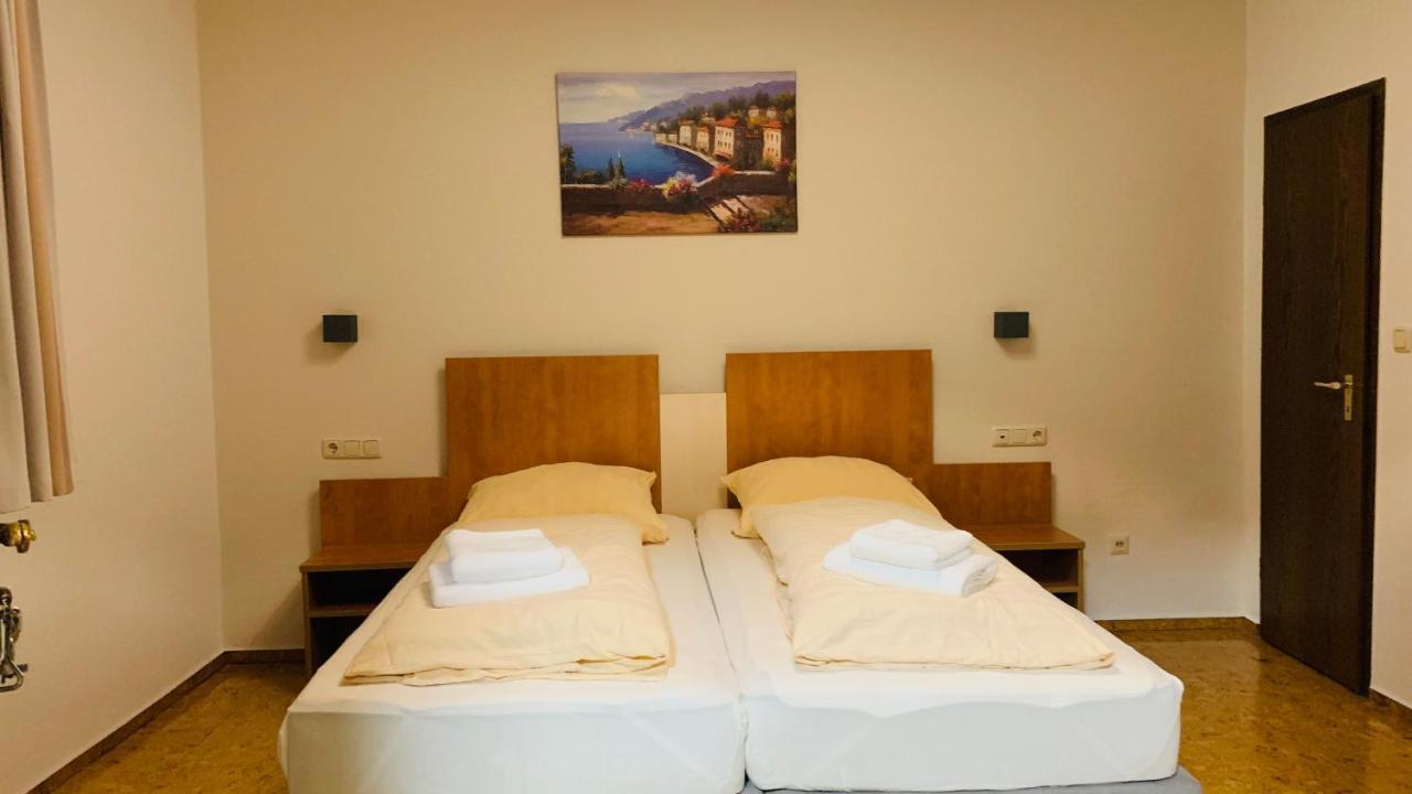 Hotel Gold'Ne Krone Oppenheim Luaran gambar